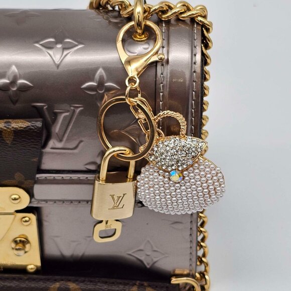 Authentic Louis Vuitton Lock & Key with unbranded Bagcharm, Keycharm, Keychain - Picture 1 of 8